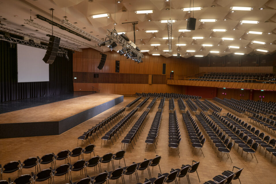 Luise-Albertz-Halle Bild 02