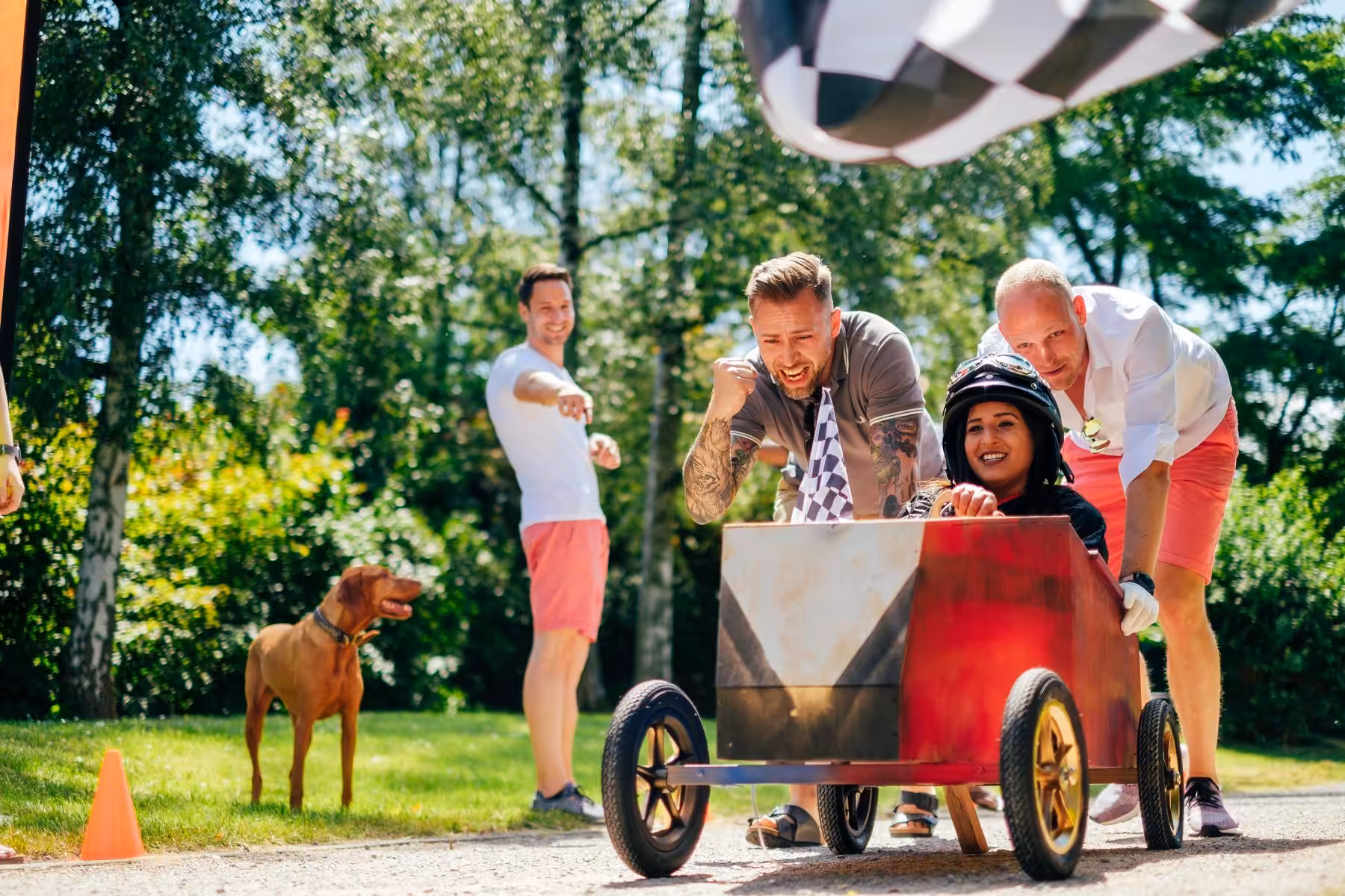 Seifenkisten bauen und Rennen als Teamevent für Firmen